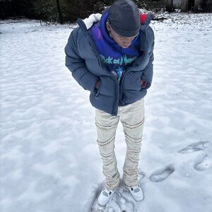 seller DM me
Insta - officially.jaycaven
Twitter - @j462x or @jaycavenarchived